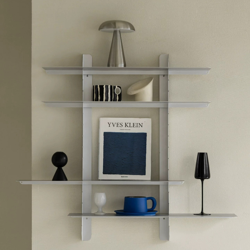 バウハウス壁掛けマガジンラック 調節可能なフローティングボー - Home Decor Magazine のレビューと価格